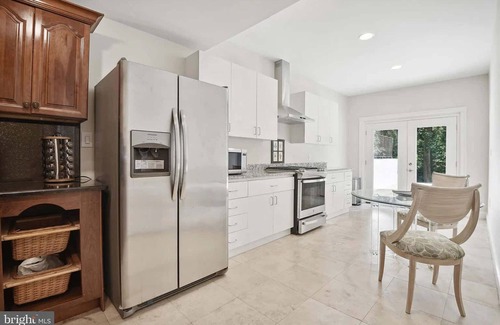 Bethesda House | LuxuryStay in Bethesda | Spacious & Prime Location