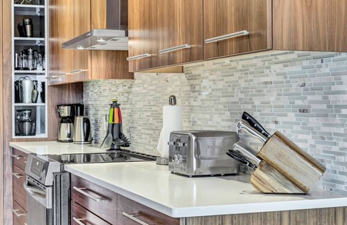 Canmore Apartment | LUXUS 3BR Penthouse | 2500sqft + Private Hot Tub
