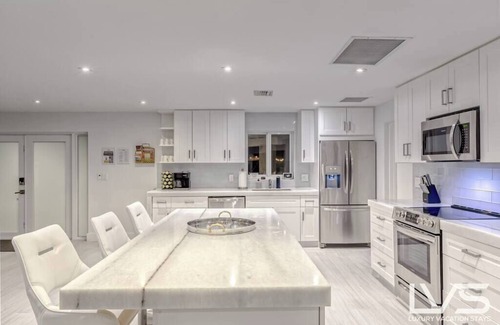 Barrier Island House | LVS Cascada- Exclusive Offer w/Golf/Pool/HotTub/Beach