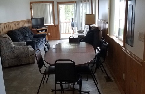 Houghton Lake Cabin | Lyman's Lagoon Hideaway