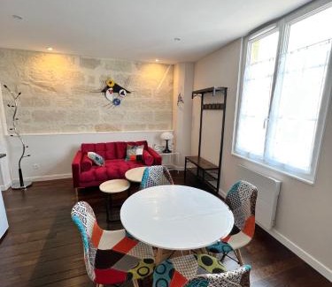 Downtown Angers Apartment | Lysbed - Le Pilori
