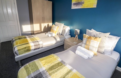 Freckleton Cottage | LYTHAM PLACE, family friendly, country holiday cottage in Freckleton