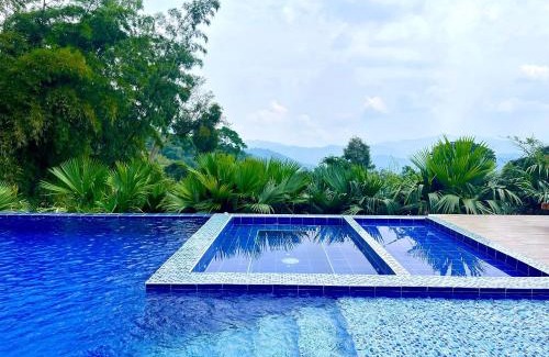 Villeta House | Mágica CASA FINCA de lujo piscina priv, wifi, tv