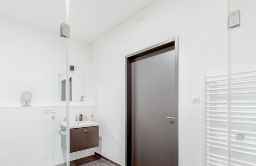 Gladbach Apartment | Mönchengladbach Fliethstr | Suite L