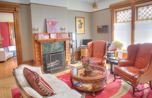 Marinette Bed & Breakfast | M & M Victorian Inn