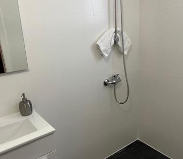 Marmstorf House | M&O Unterkunft