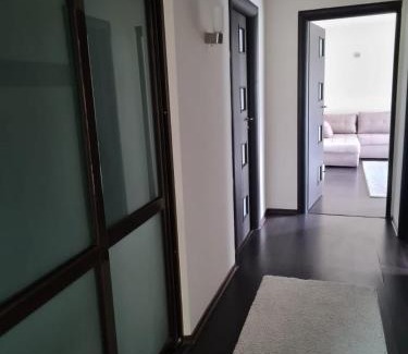 Drumul Taberei Apartment | M&R&h
