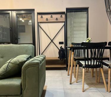 Tsilkani House | M town cotagge