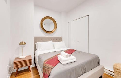 Milton Park Apartment | M11 - The Cozy Suite 2BR Prime Location Downtown Montreal