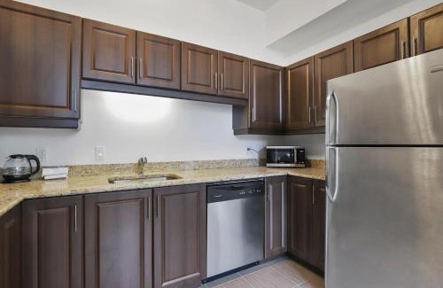 Milton Park Apartment | M11 The Star Wars Suite 3BR Downtown