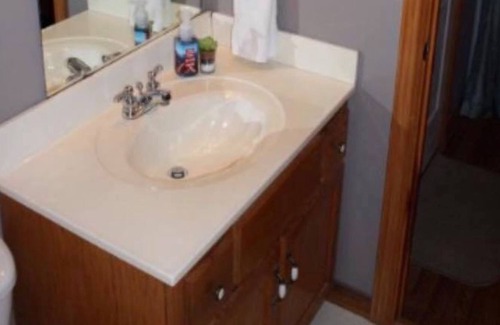 Sloans Valley Cabin | Ma-Honey Cabin 2-bedroom, with loft, 2-full bathroom with loft and hot tub.