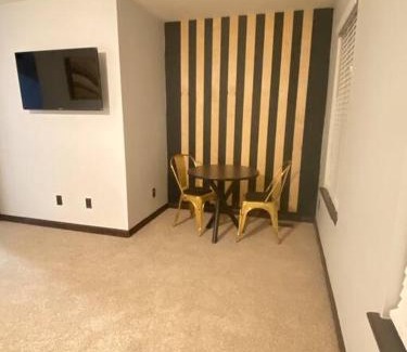 LaSalle Park House | Ma maison Soulard Prime Location!