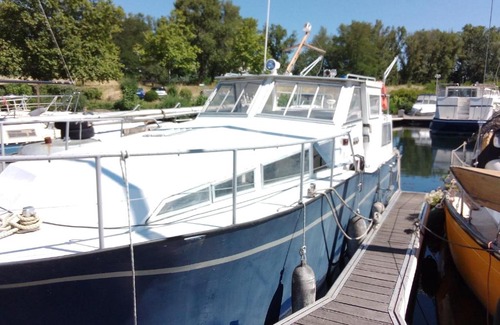 Valence Boat Rental | Ma nuit insolite sur un bateau