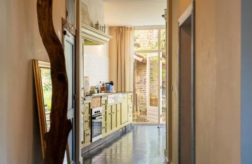 Lanaken House | Maas Suites - The French House