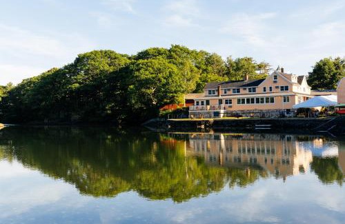 Kennebunkport Hotel | Mabel's House