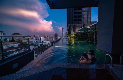 Downtown George Town Apartment | Macalister Suite - 2 Bedrooms