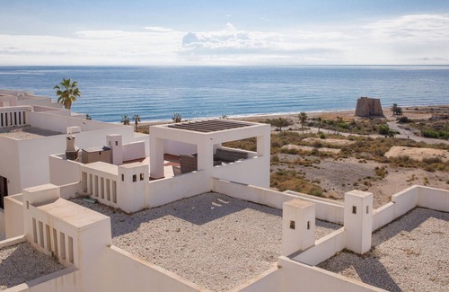Playa Macenas House | Macenas VII, 2/3 bedroom, 2 bathroom with sea and mountain views