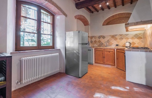 Poggibonsi Apartment | Macina Apt. with ac near Siena