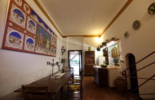 San Gimignano Villa | Macinella Friendly and Artistic apartment "Sunflower 1"