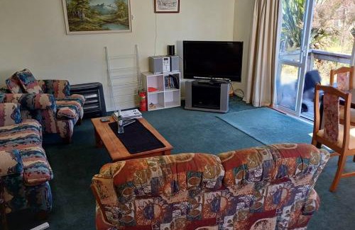National Park Village House | Macks Alpine Chalet And Spa Pool