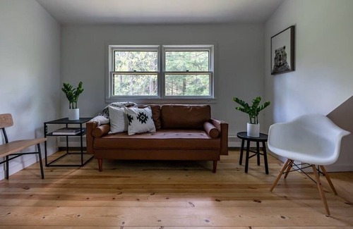 Great Barrington House | MacMountain House: Berkshire ski retreat
