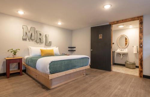 Waitsfield Hotel | Mad River Lodge