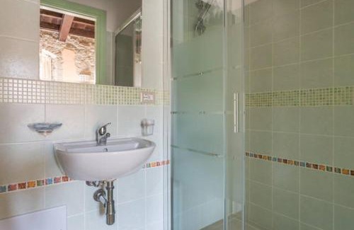 Bosa Historic Centre House | Madalen Guest House