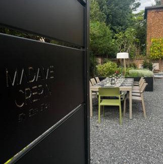 Rochefort Bed & Breakfast | Madame Crepin
