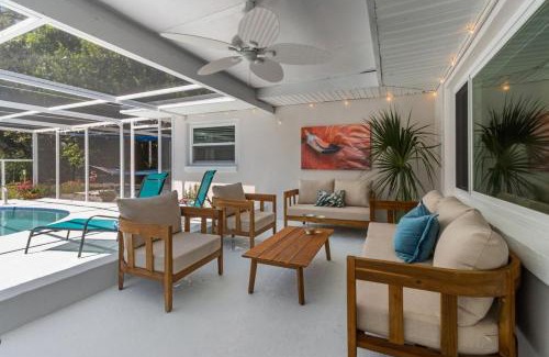 South Pinellas Community Council House | Madeira Beach Pool Home with Guest House