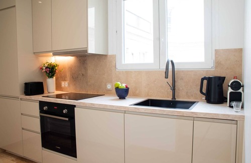 Chaussee-d'Antin Apartment | Madeleine Opéra - Excellent One Bedroom in Paris