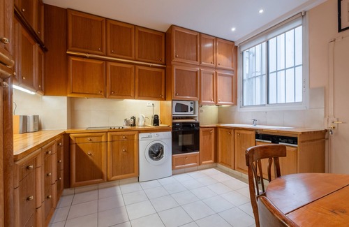 Madeleine Apartment | Madeleine Royale, by Veeve