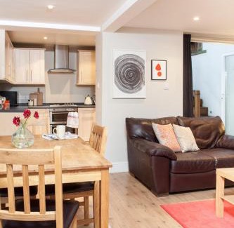 Balham Apartment | Madison Hill - Fernlea Garden 2 - One bedroom home