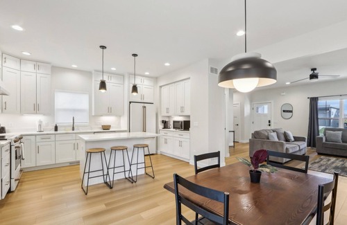 Madison House | Madison Luxury Home With Hot Tub - 10 min to UW- Walk to lake Monona