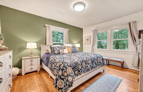 Siloam Springs House | Madison Manor