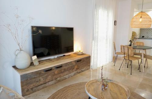 Perchel Sur Apartment | MADMAR Maria Zambrano