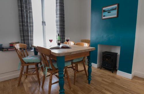 Conwy House | Madoc Brook Cottage