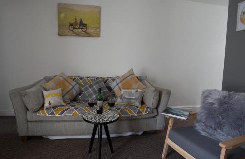 Conwy House | Madoc Brook Cottage