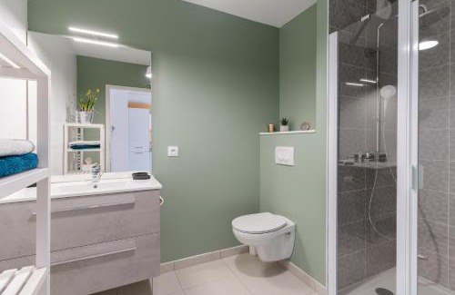 Courseulles-sur-Mer Apartment | Madreperla - Appt à moins dun km de la plage