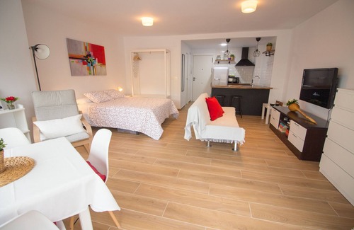 Torrox Costa Apartment | Madrid 810. First line of the beach with sea views