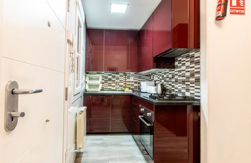 Bellas Vistas Apartment | Madrid Cozy & Minimal Seasonal