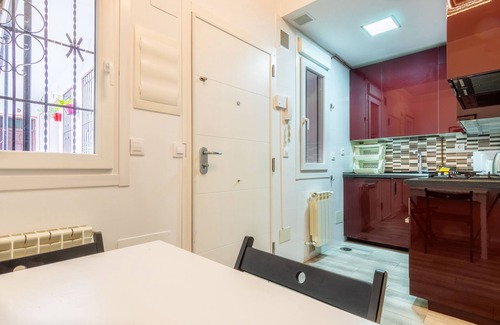 Bellas Vistas Apartment | Madrid Cozy & Minimal Seasonal