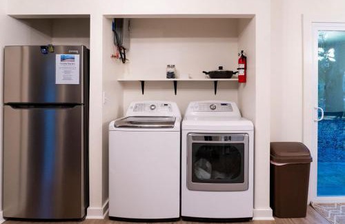 North Charleston House | Madrona's Guesthouse- Convenient location, pet friendly
