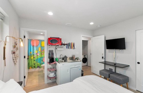Whittier Heights Apartment | Mae's sweet suite - Micro Studio - 91Walkscore