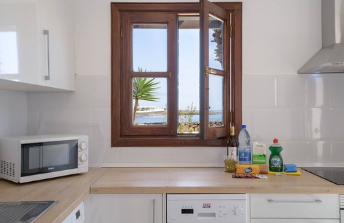 San Bartolome Apartment | Maesa House, spacious and bright
