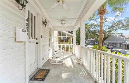 Uptown Historic District House | Magazine Street Stay Pool & Charm