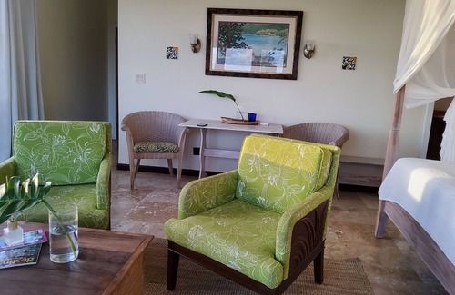 Rosendal Apartment | Magens Bay Beach 3 min Uphill drve to Rustic, Caribbean, indoor/outdoor cabin n