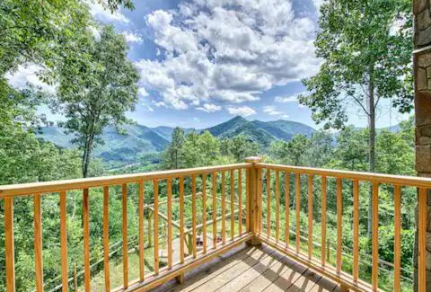 Maggie Valley House | Maggie Valley Cabin with Beautiful Mountain Views, HotTub, Pet Friendly, GameRoom, FirePlace