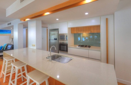Horseshoe Bay Apartment | Maggies Beachfront Apt. 3
