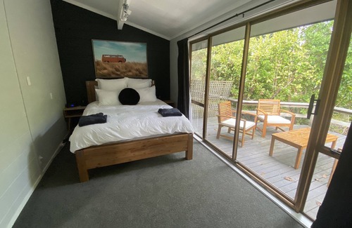 Taupo Bed & Breakfast | Maggie’s Manor & Guesthouse