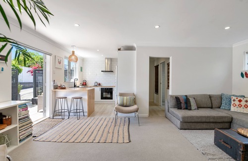 Mount Maunganui House | Magic at The Mount - Mt Maunganui Downstairs Unit